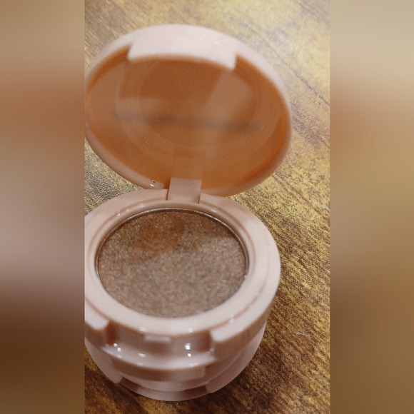 Sophie + Mabelle - SO FESTIVE - The Stack - Picture 5 of 6